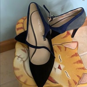 Nine West pumps